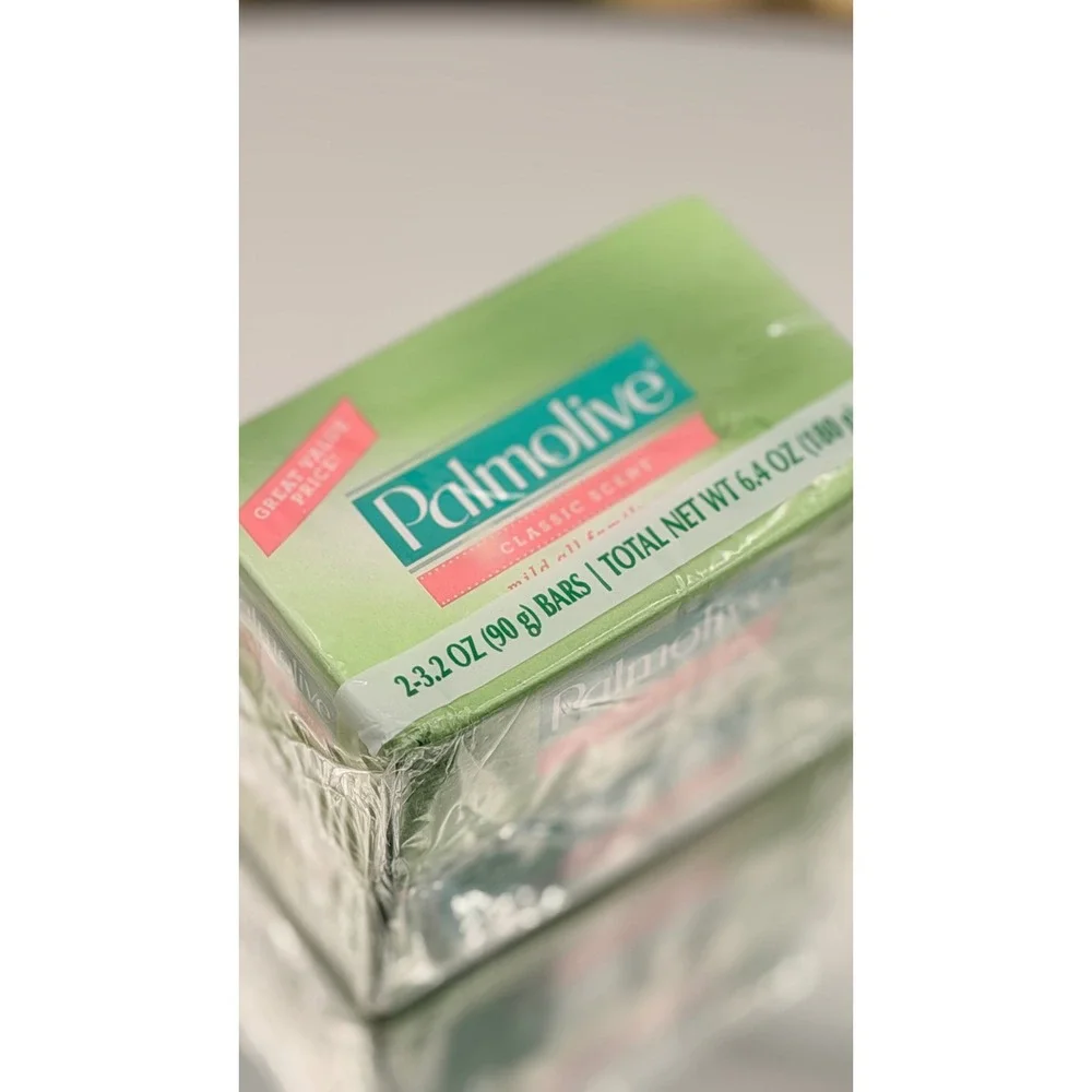 Palmolive Classic Scent Mild All Family Bar Soap 2 Pack 3.2oz Each 6.4oz Total